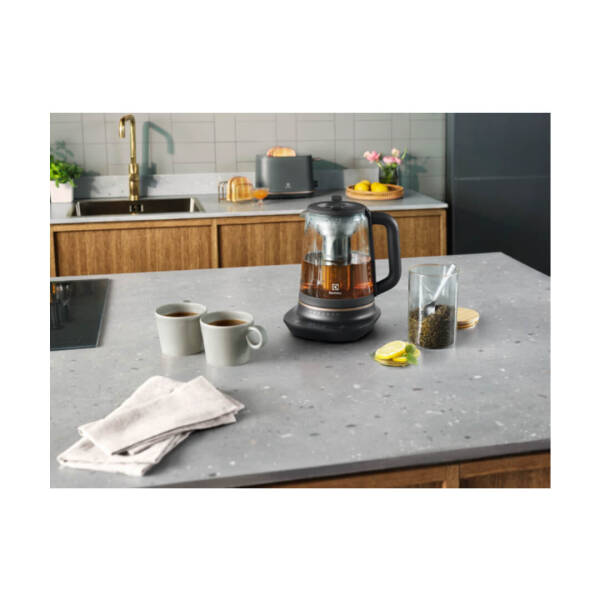 Electrolux E7GK1-8BP Kettle Su Isıtıcı 1,7 L - 7