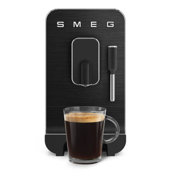 Smeg 50'S Style Espresso Otomatik Kahve Makinesi Ful Mat Siyah BCC02FBMEU - 9