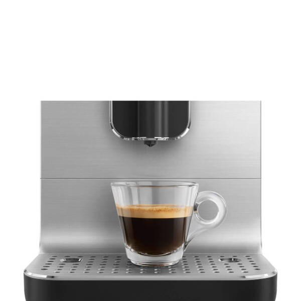 Smeg 50'S Style Espresso Otomatik Kahve Makinesi Mat Siyah BCC01BLMEU - 8