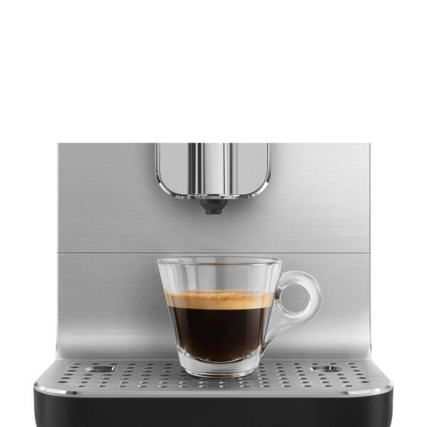Smeg 50'S Style Espresso Otomatik Kahve Makinesi Mat Siyah BCC13BLMEU - 7