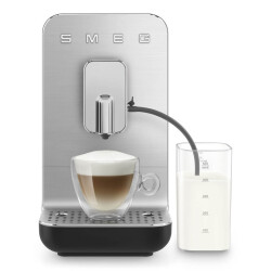 Smeg 50'S Style Espresso Otomatik Kahve Makinesi Mat Siyah BCC13BLMEU - 8