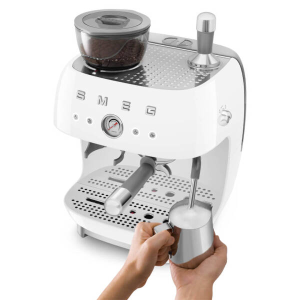 Smeg Öğütücülü Espresso Kahve Makinesi Beyaz EGF03WHEU - 5